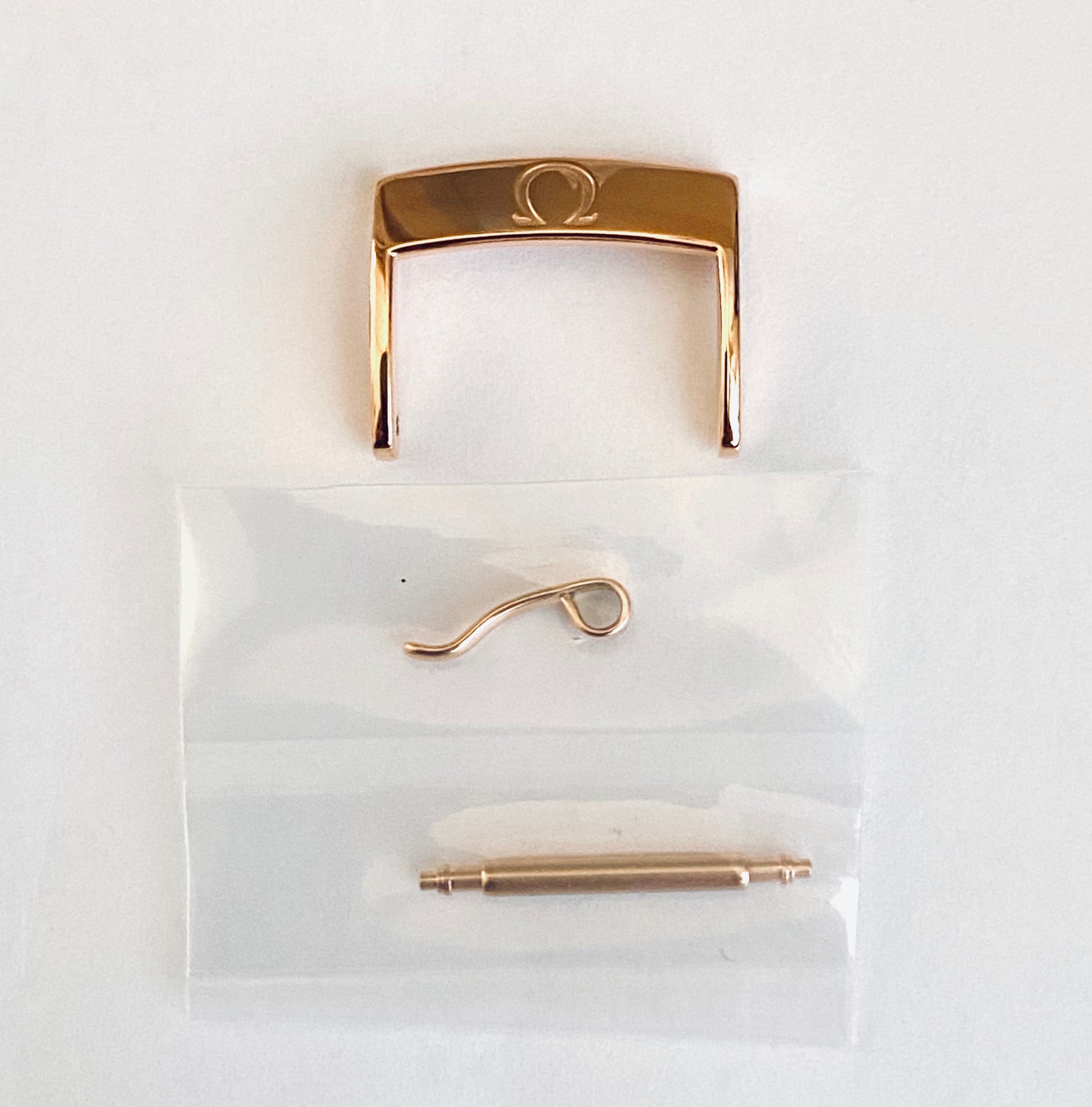 Rose gold clasp discount